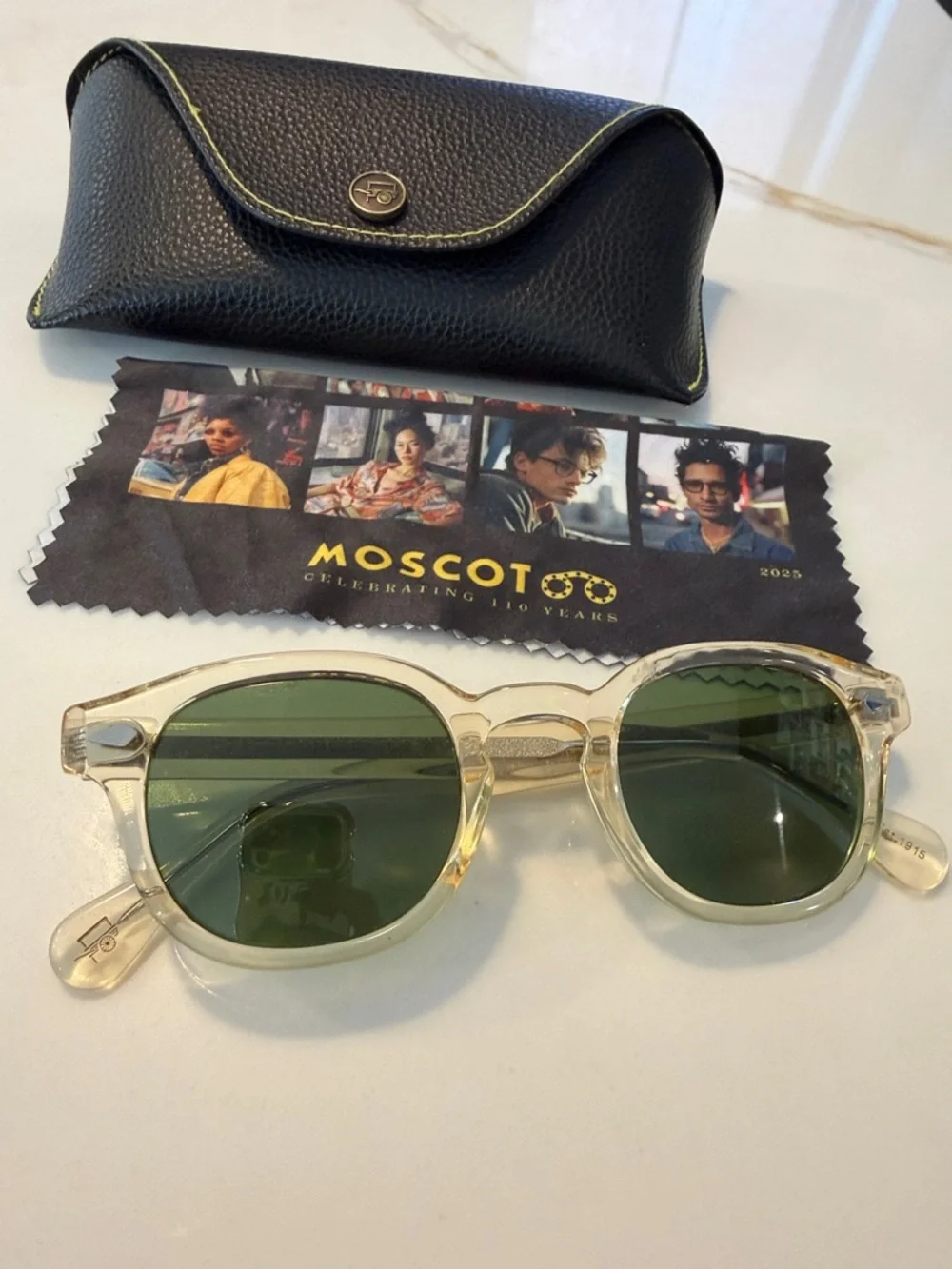 MOSCOT Lemtosh Sunglasses in color Flesh UNISEX - Picture 3 of 3